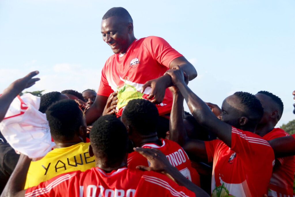 Deo Kaozi carried by Kitara FC players